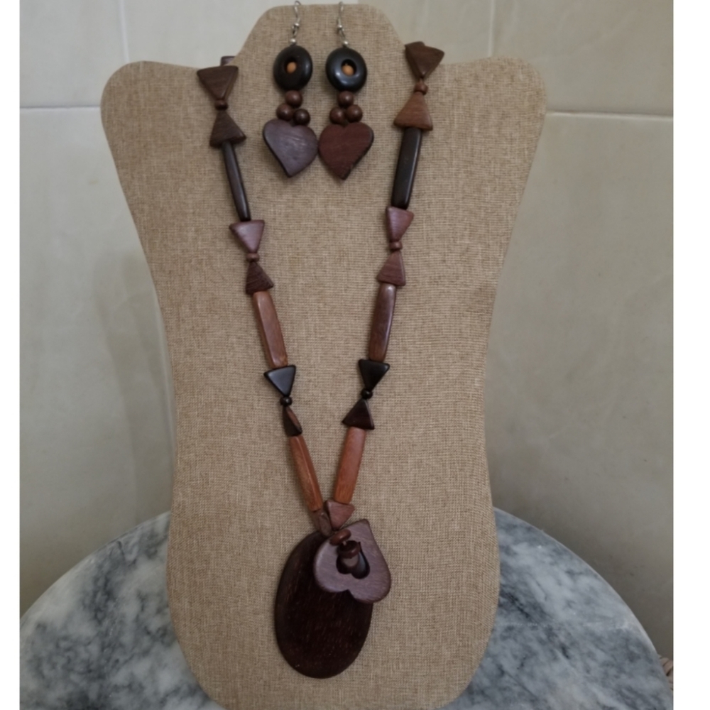 Wooden Collar and Earrings Set